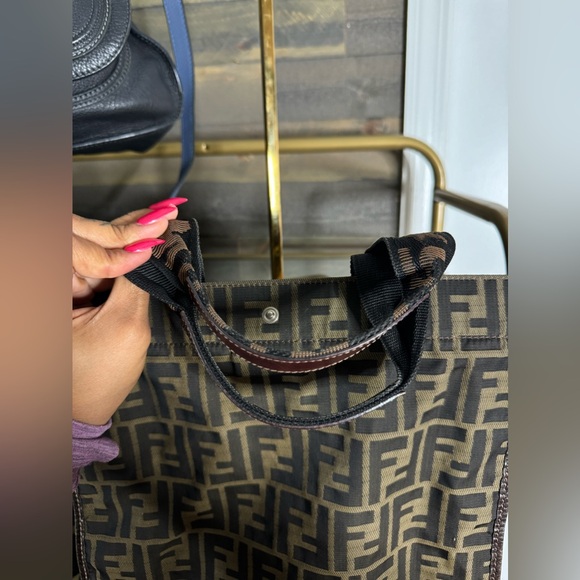 Authentic Vintage FENDI Brown Zucca Jacquard Foldable Tote Bag - Picture 4 of 9